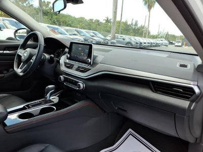 2023 Nissan Altima SR FWD