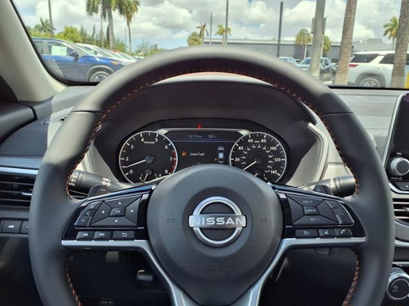 2025 Nissan Altima SR