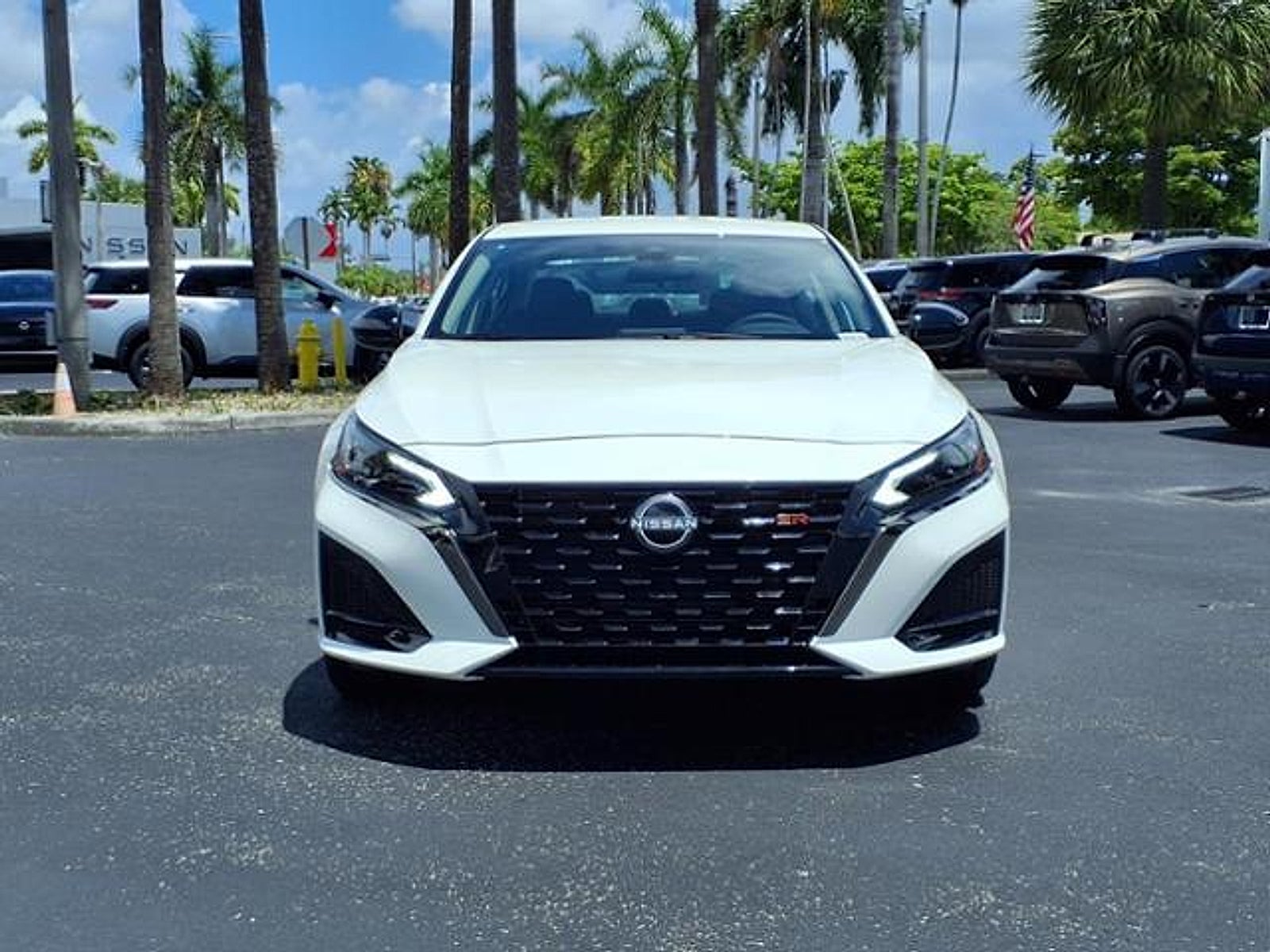 2025 Nissan Altima SR