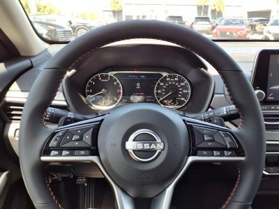 2025 Nissan Altima SR