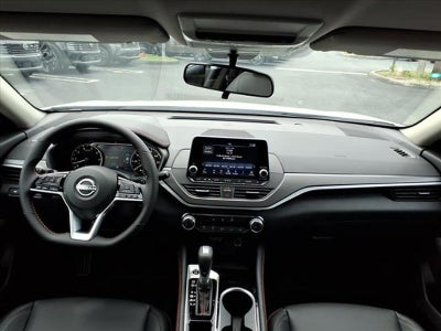 2025 Nissan Altima SR