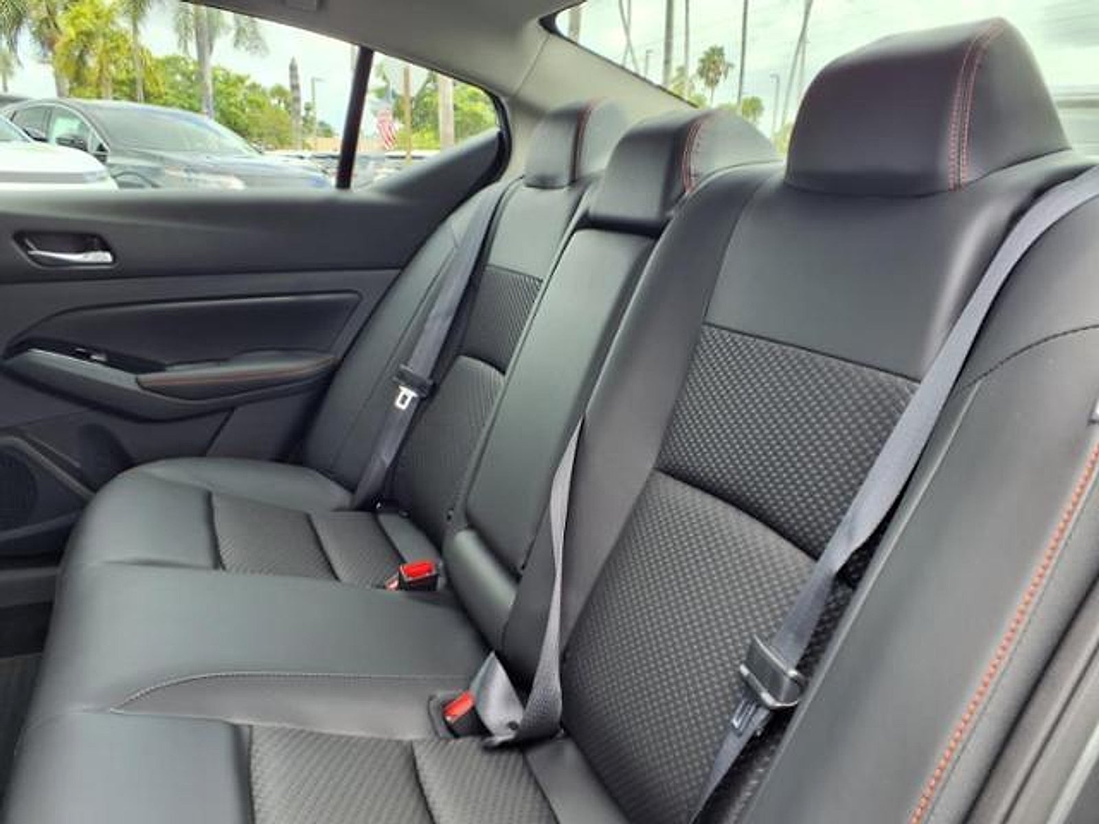 2025 Nissan Altima SR