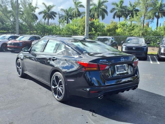 2025 Nissan Altima SR