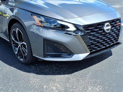 2025 Nissan Altima SR