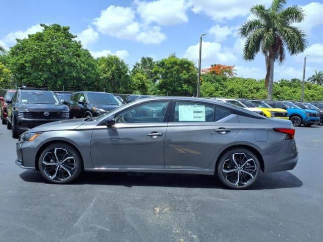 2025 Nissan Altima SR