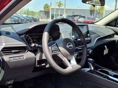 2025 Nissan Altima SR