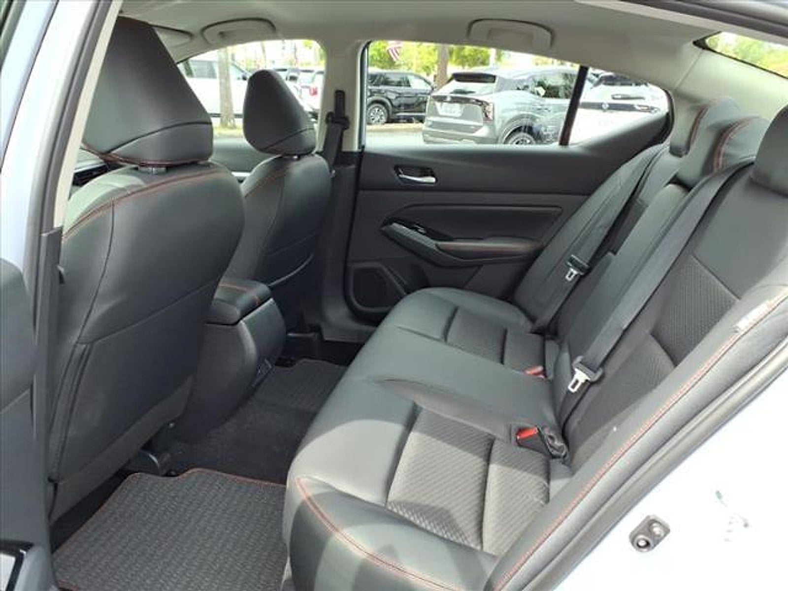 2025 Nissan Altima SR