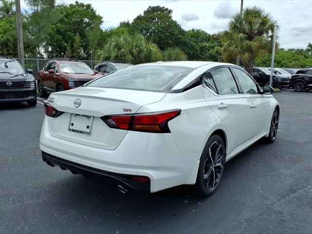 2025 Nissan Altima SR