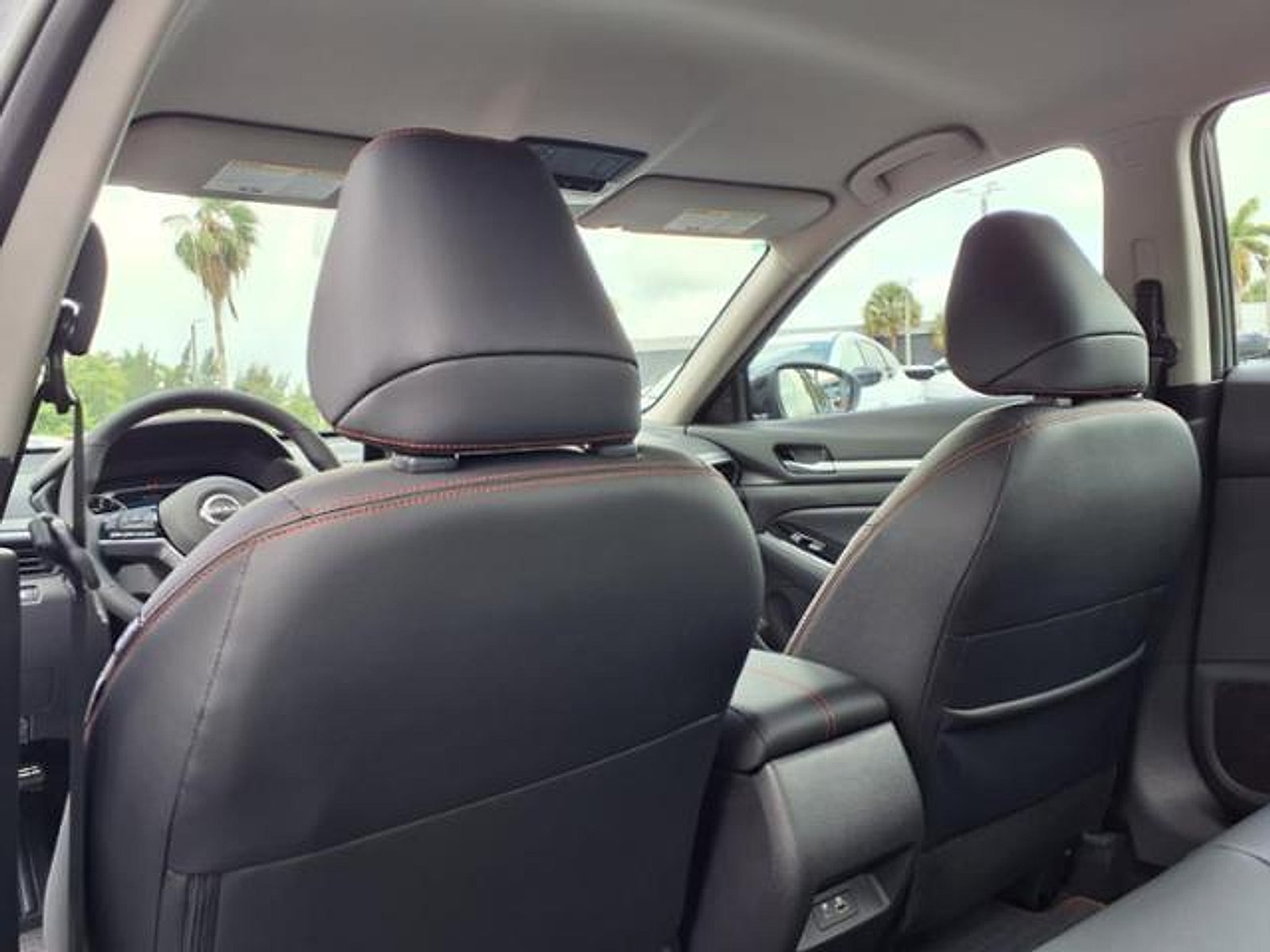 2025 Nissan Altima SR