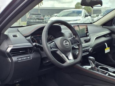 2025 Nissan Altima SR