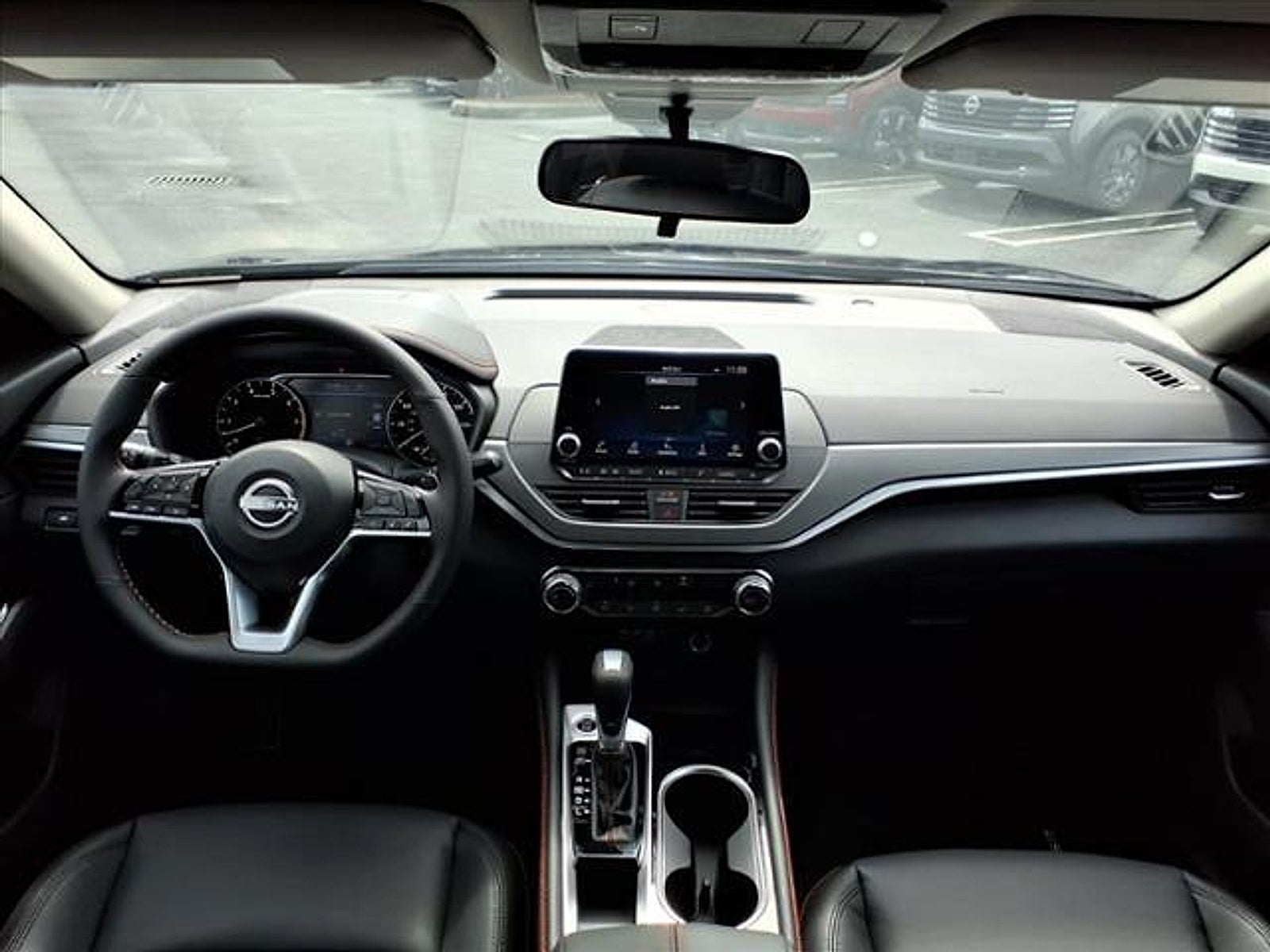 2025 Nissan Altima SR