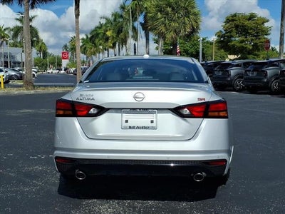 2025 Nissan Altima SR