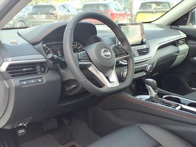 2025 Nissan Altima SR