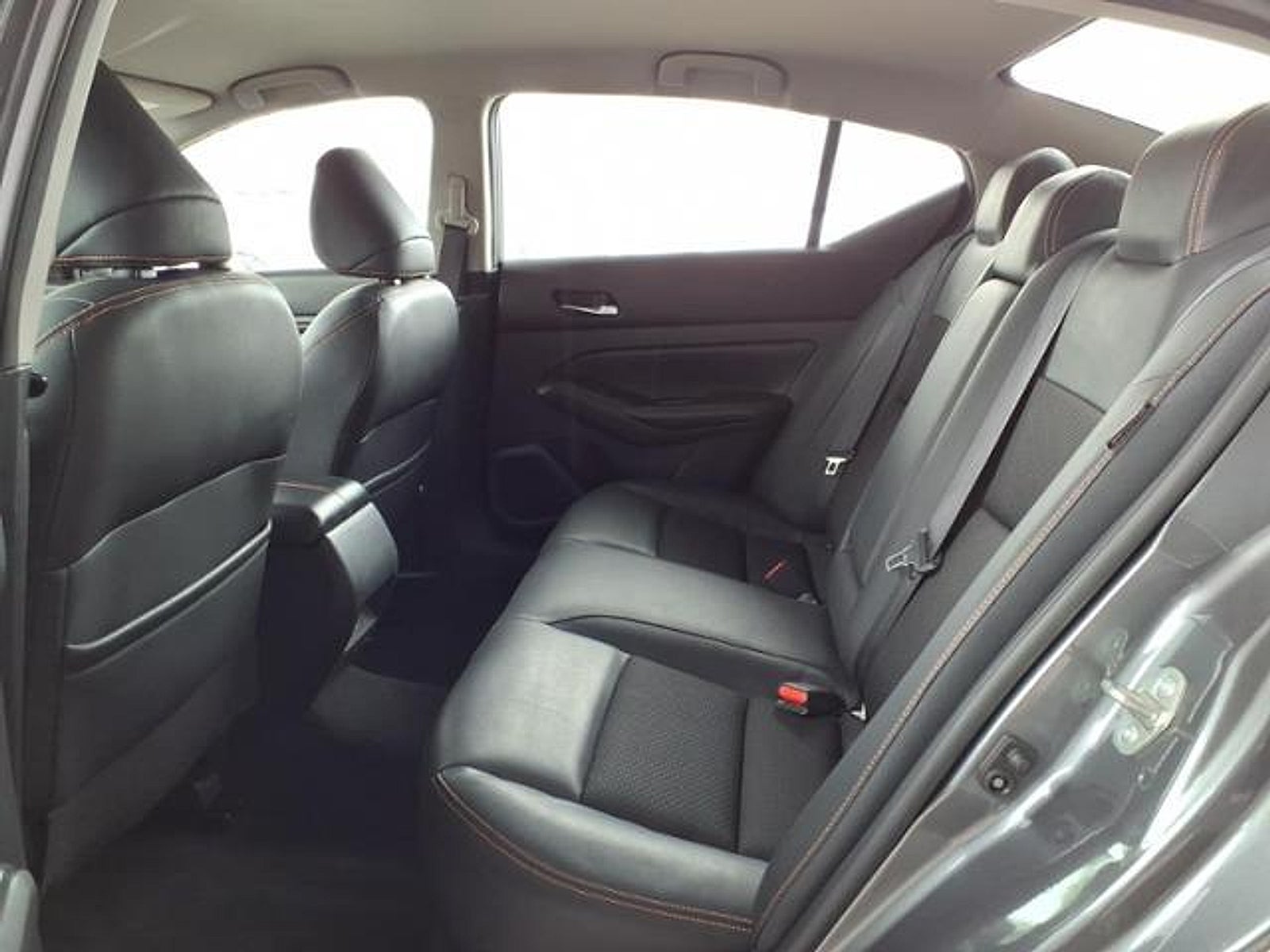 2021 Nissan Altima SR FWD