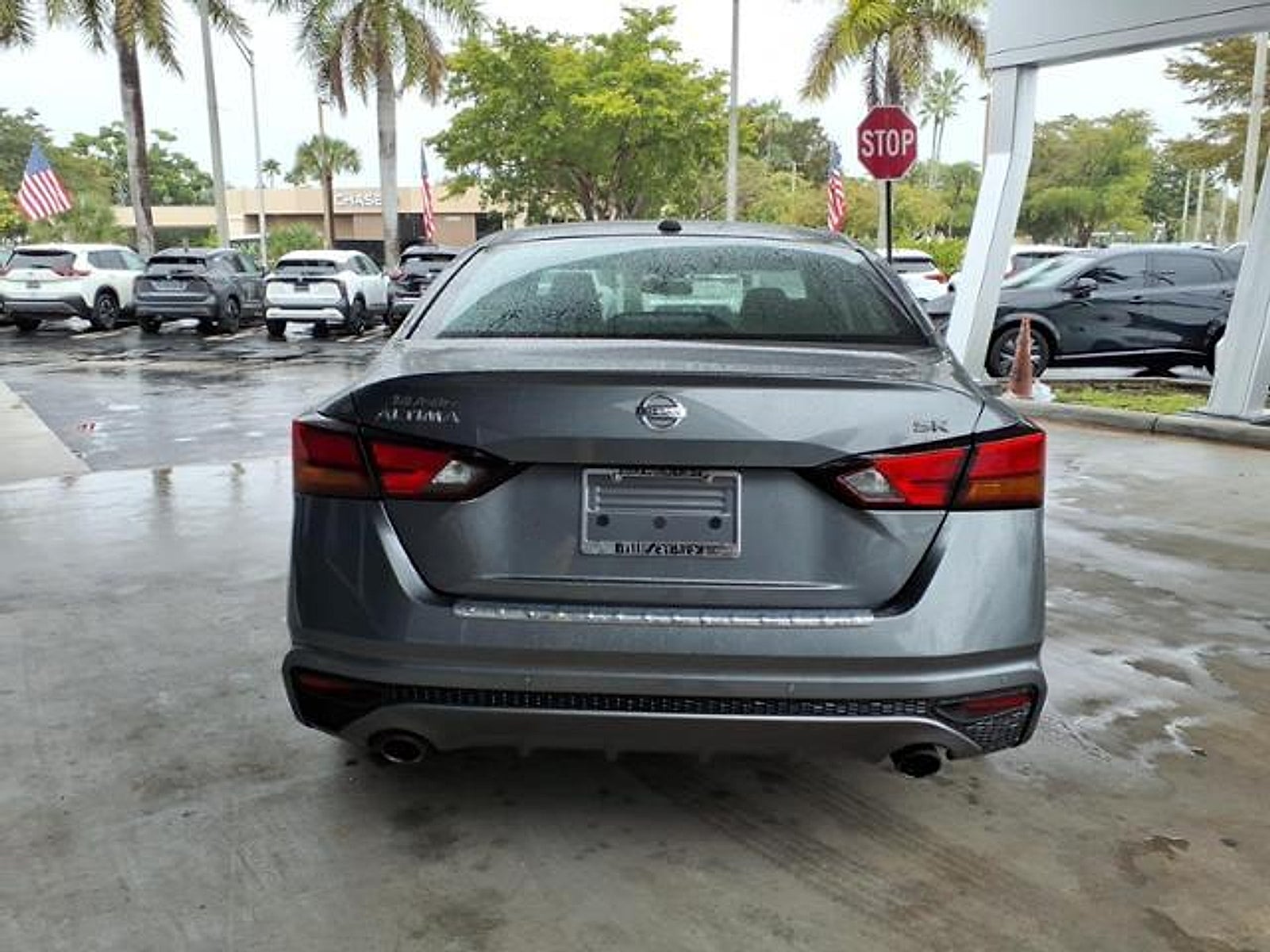 2021 Nissan Altima SR FWD