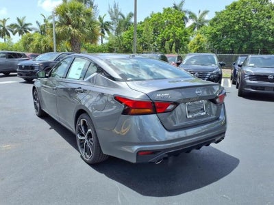 2025 Nissan Altima SR