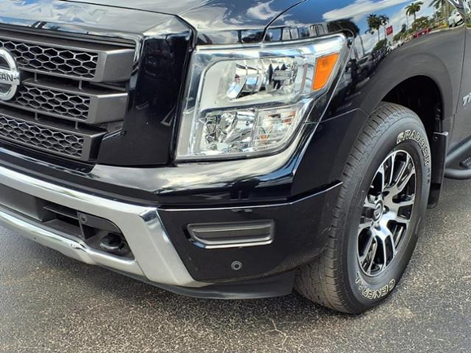 2021 Nissan Titan SV