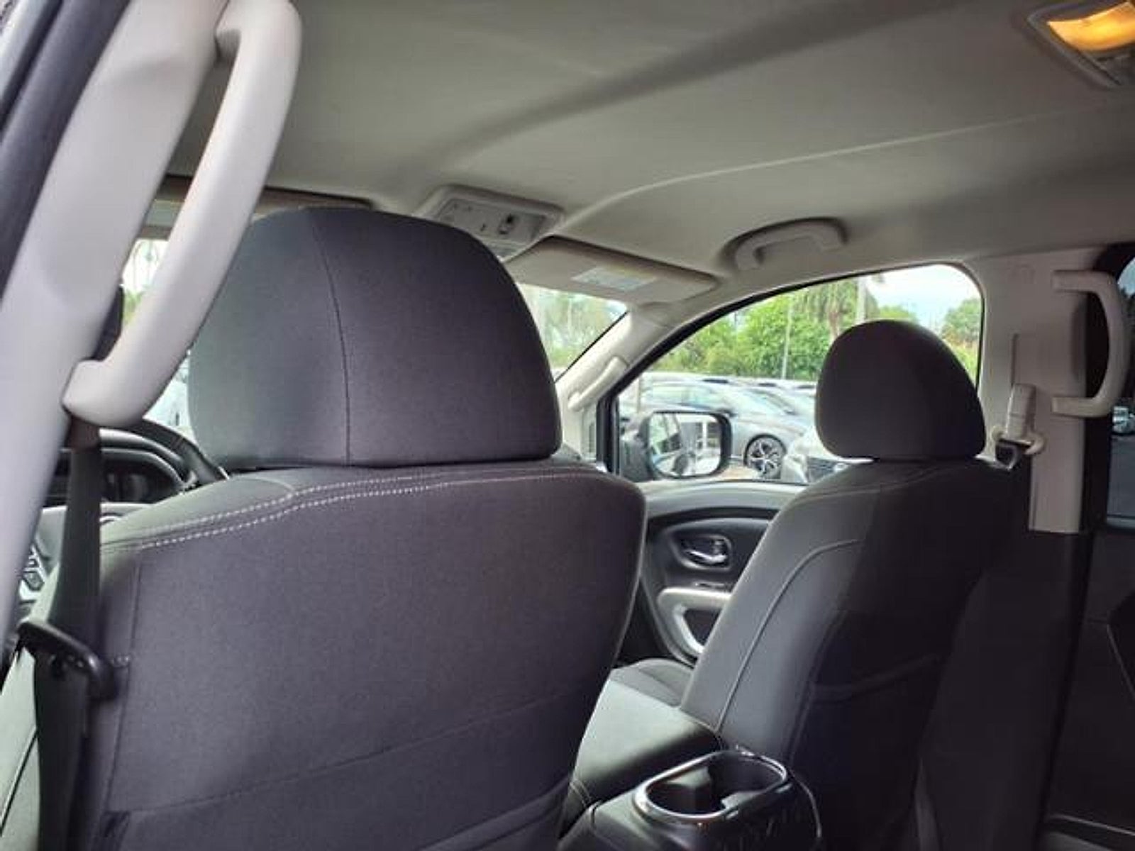 2021 Nissan Titan SV