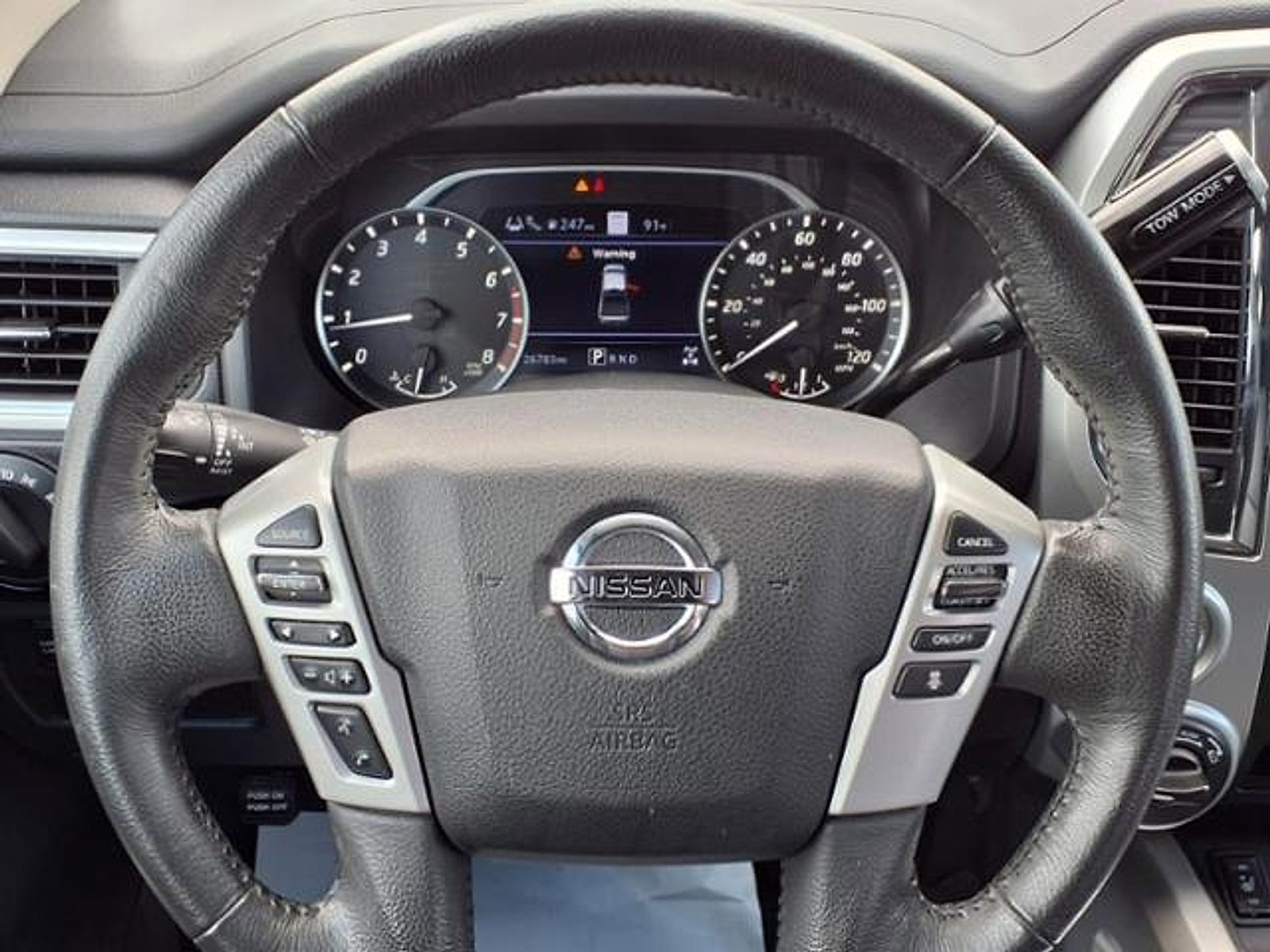 2021 Nissan Titan SV