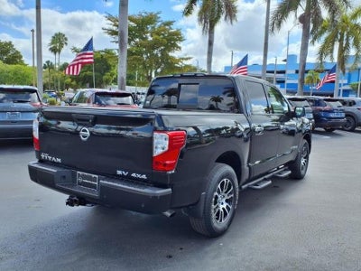 2021 Nissan Titan SV