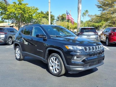 2023 Jeep Compass Latitude Lux FWD