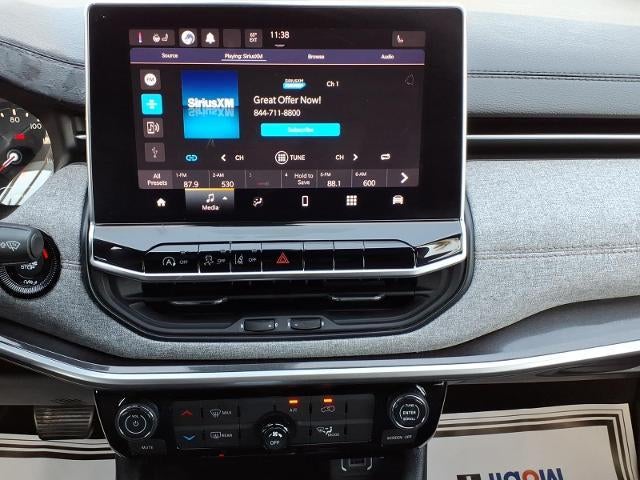 2023 Jeep Compass Latitude Lux FWD