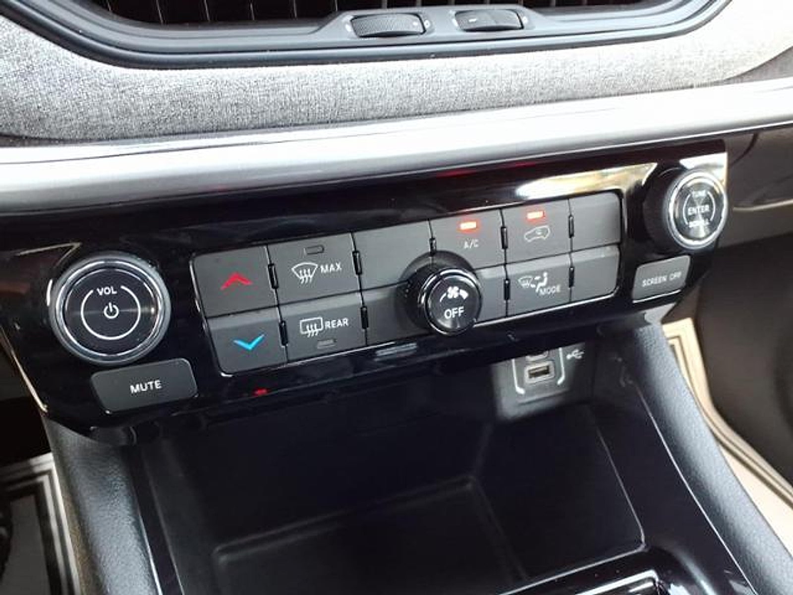 2023 Jeep Compass Latitude Lux FWD