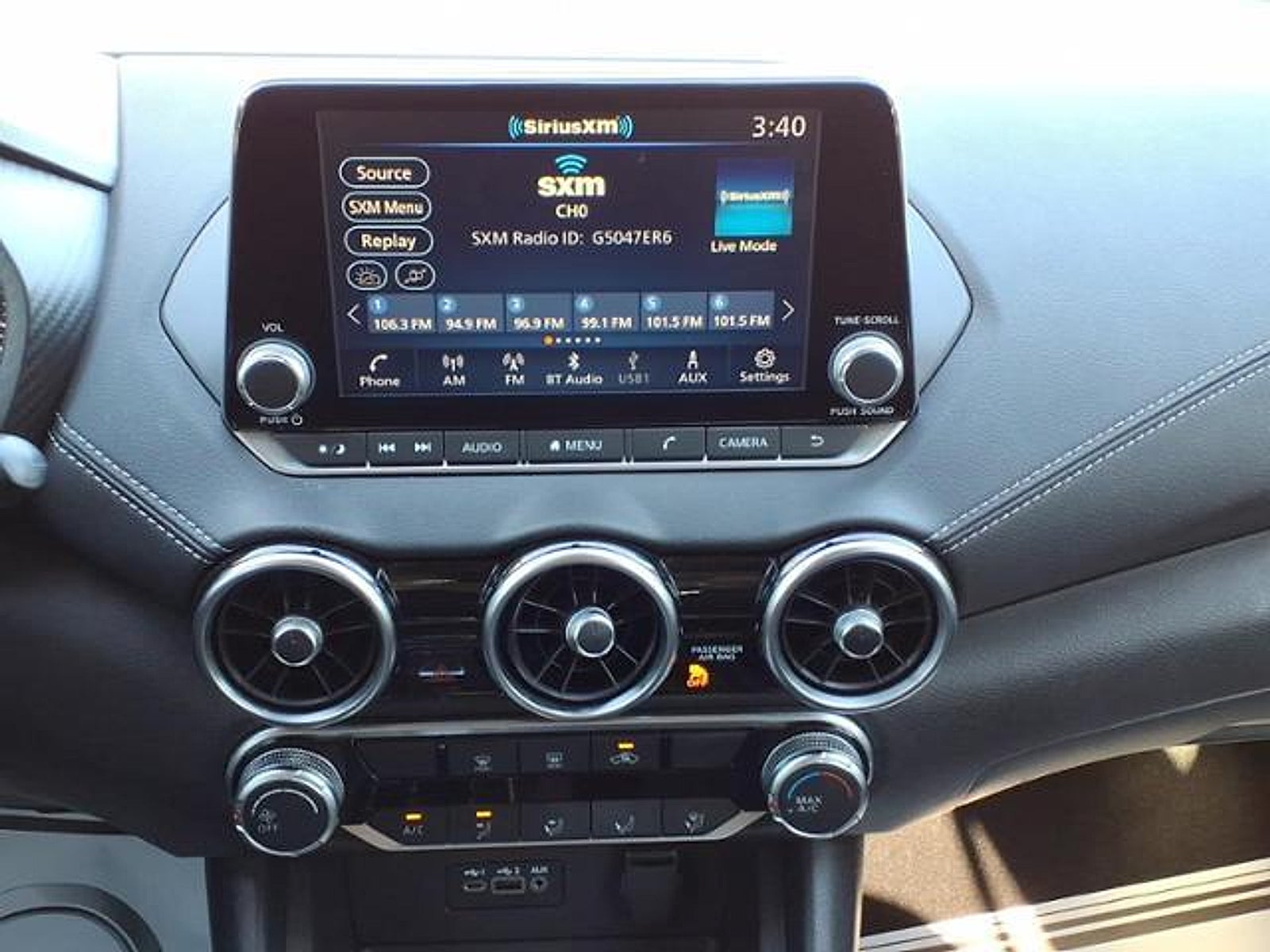 2022 Nissan Sentra SV Xtronic CVT