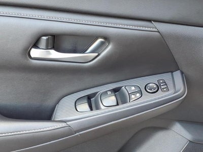 2023 Nissan Sentra SV Xtronic CVT