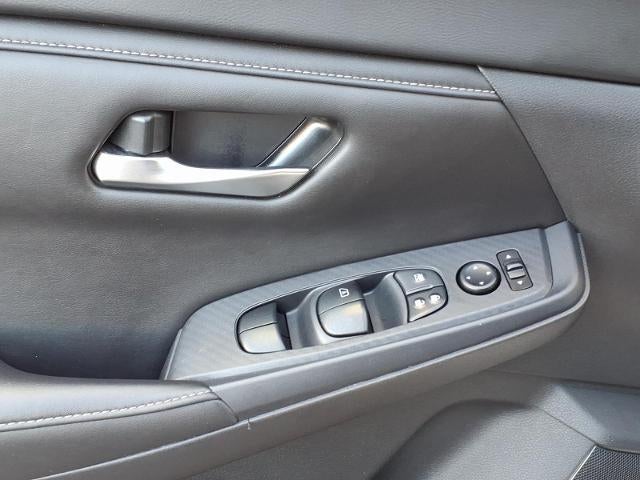 2023 Nissan Sentra SV Xtronic CVT