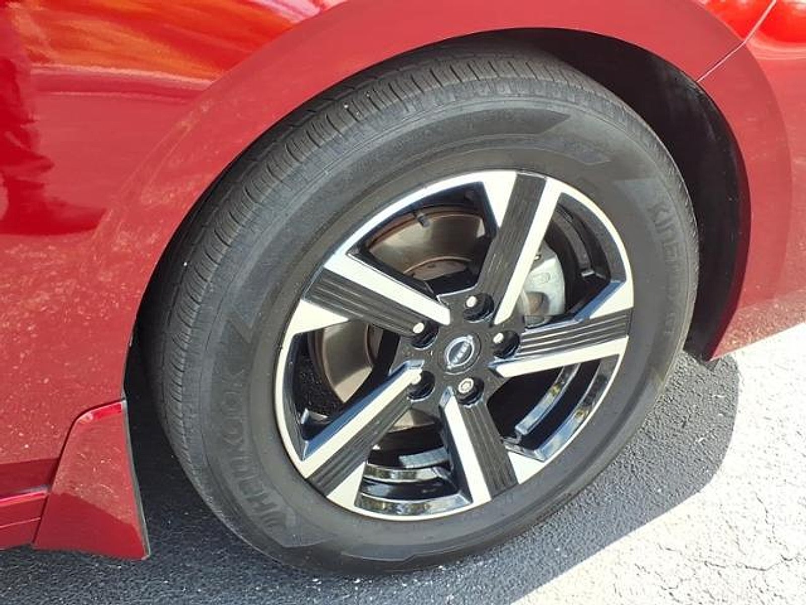 2024 Nissan Sentra SV Xtronic CVT