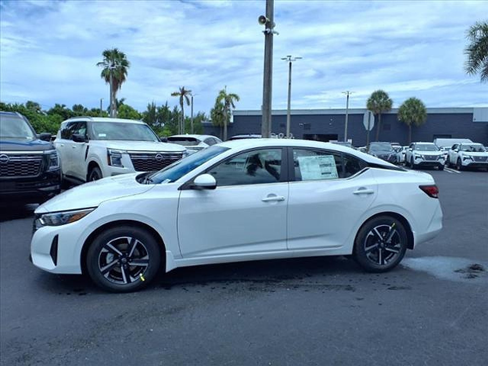 2025 Nissan Sentra SV