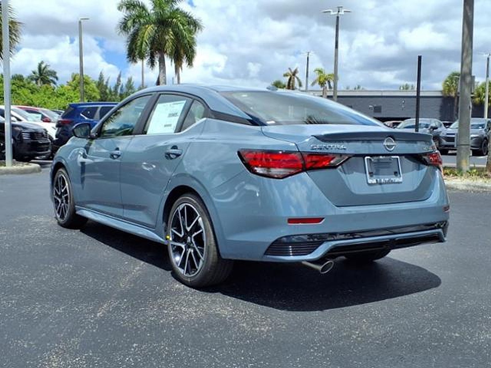 2025 Nissan Sentra SR