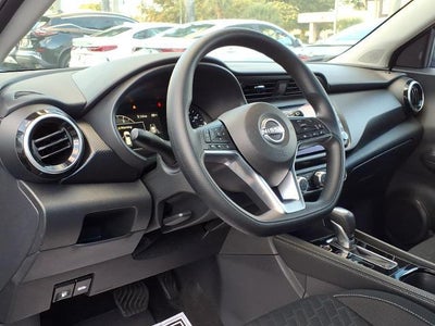 2024 Nissan Kicks SV Xtronic CVT