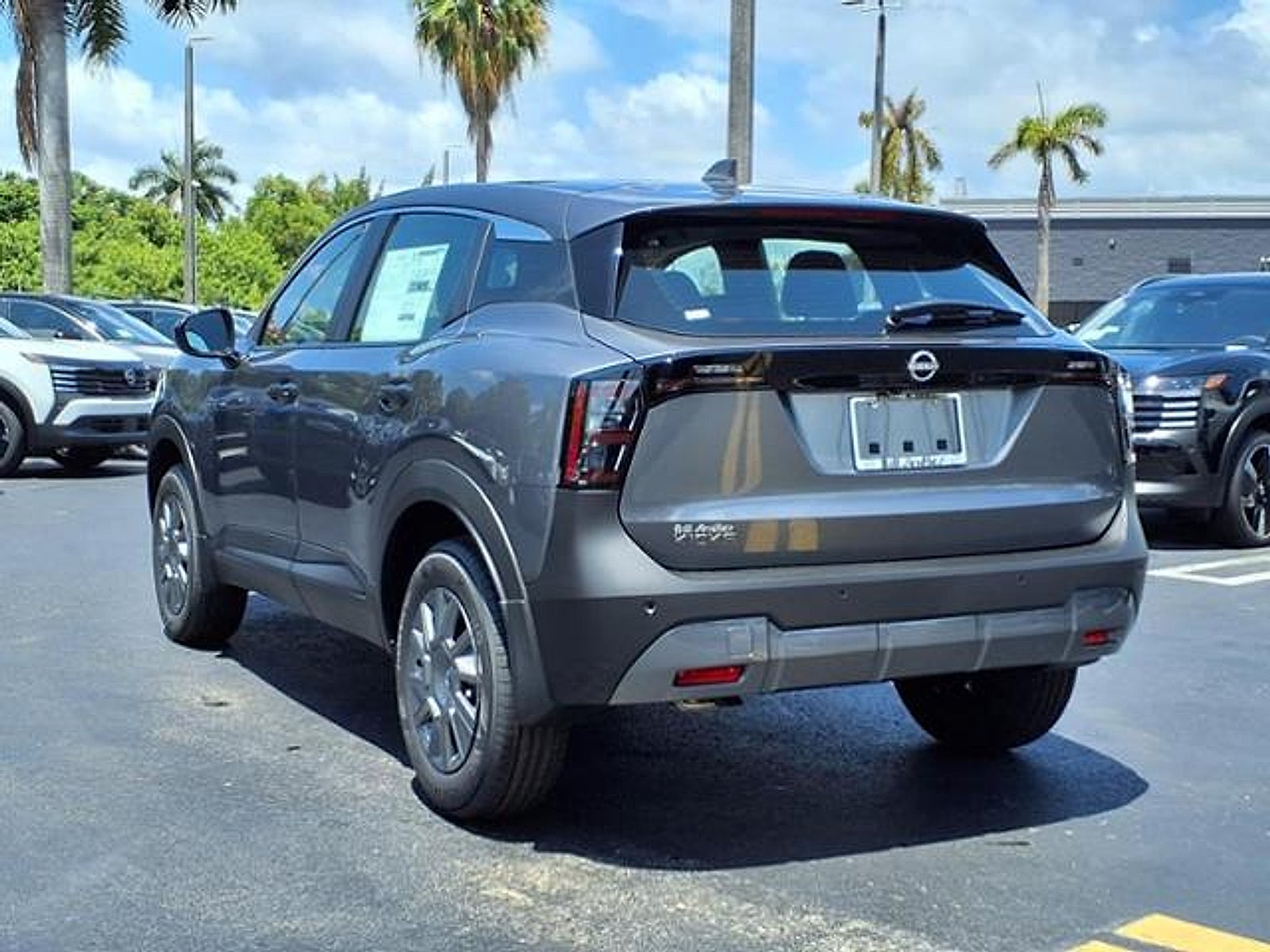 2025 Nissan Kicks S