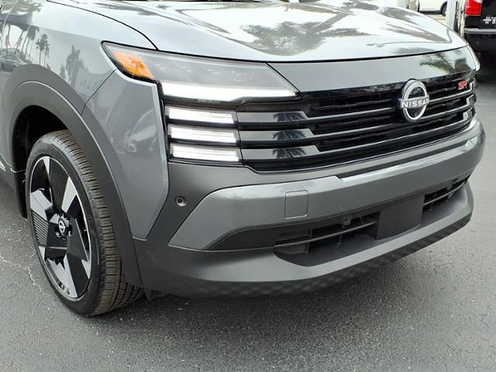 2025 Nissan Kicks SR FWD