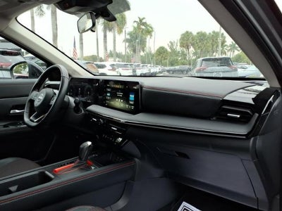 2025 Nissan Kicks SR FWD