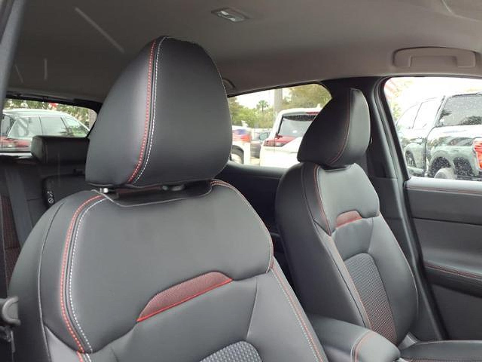 2025 Nissan Kicks SR FWD