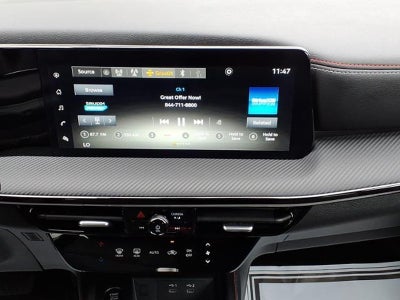 2025 Nissan Kicks SR FWD