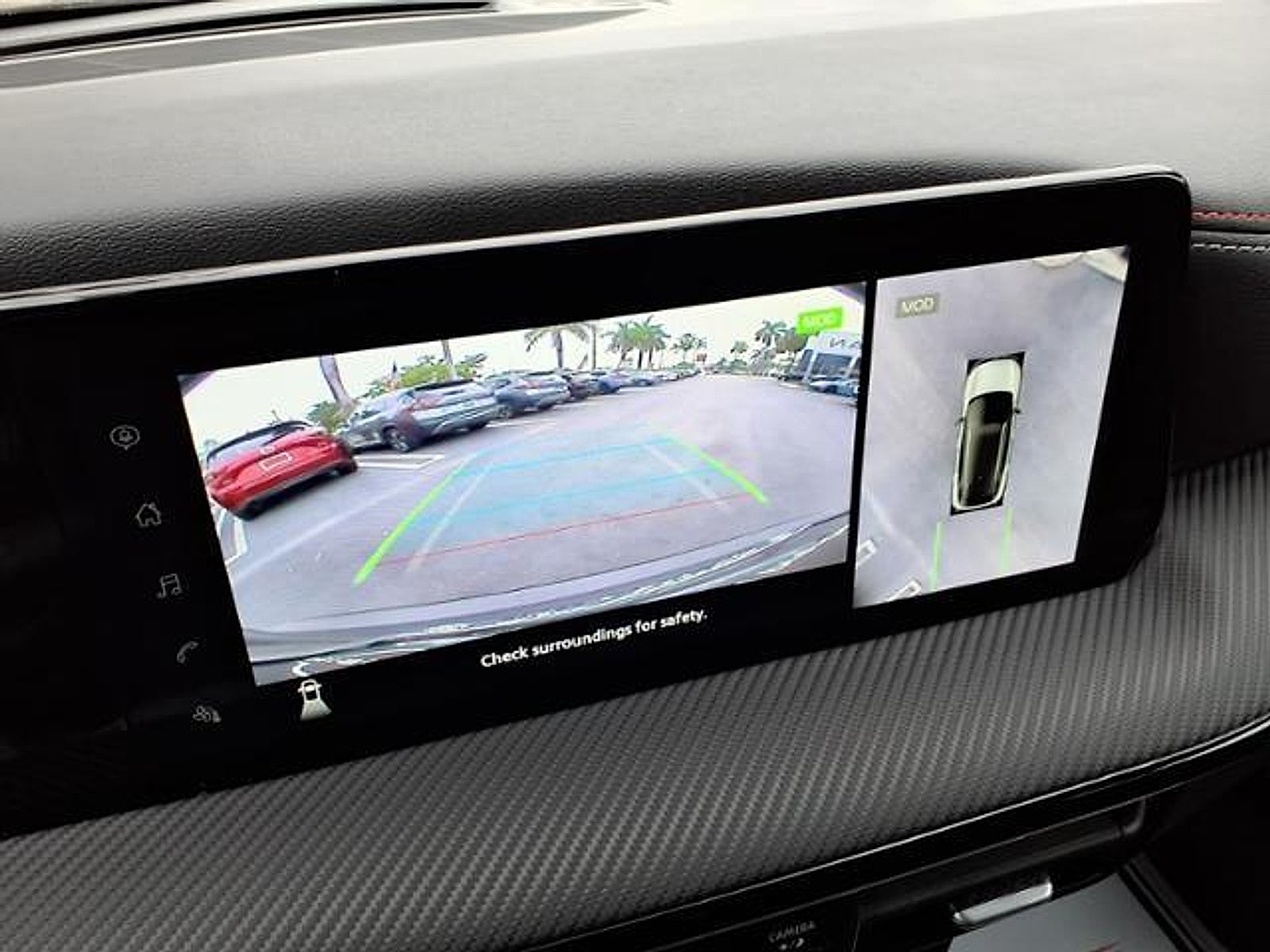 2025 Nissan Kicks SR FWD