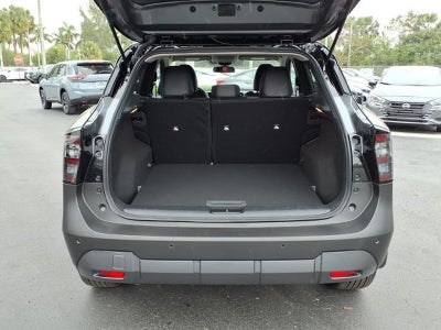 2025 Nissan Kicks SR FWD