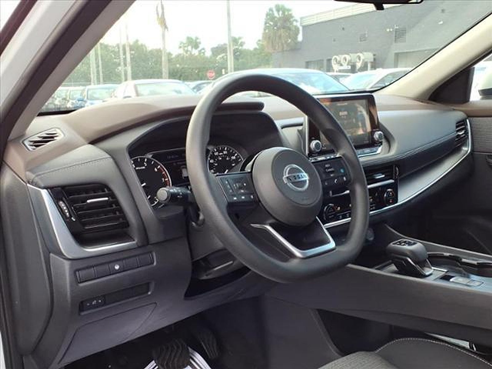 2021 Nissan Rogue SV FWD