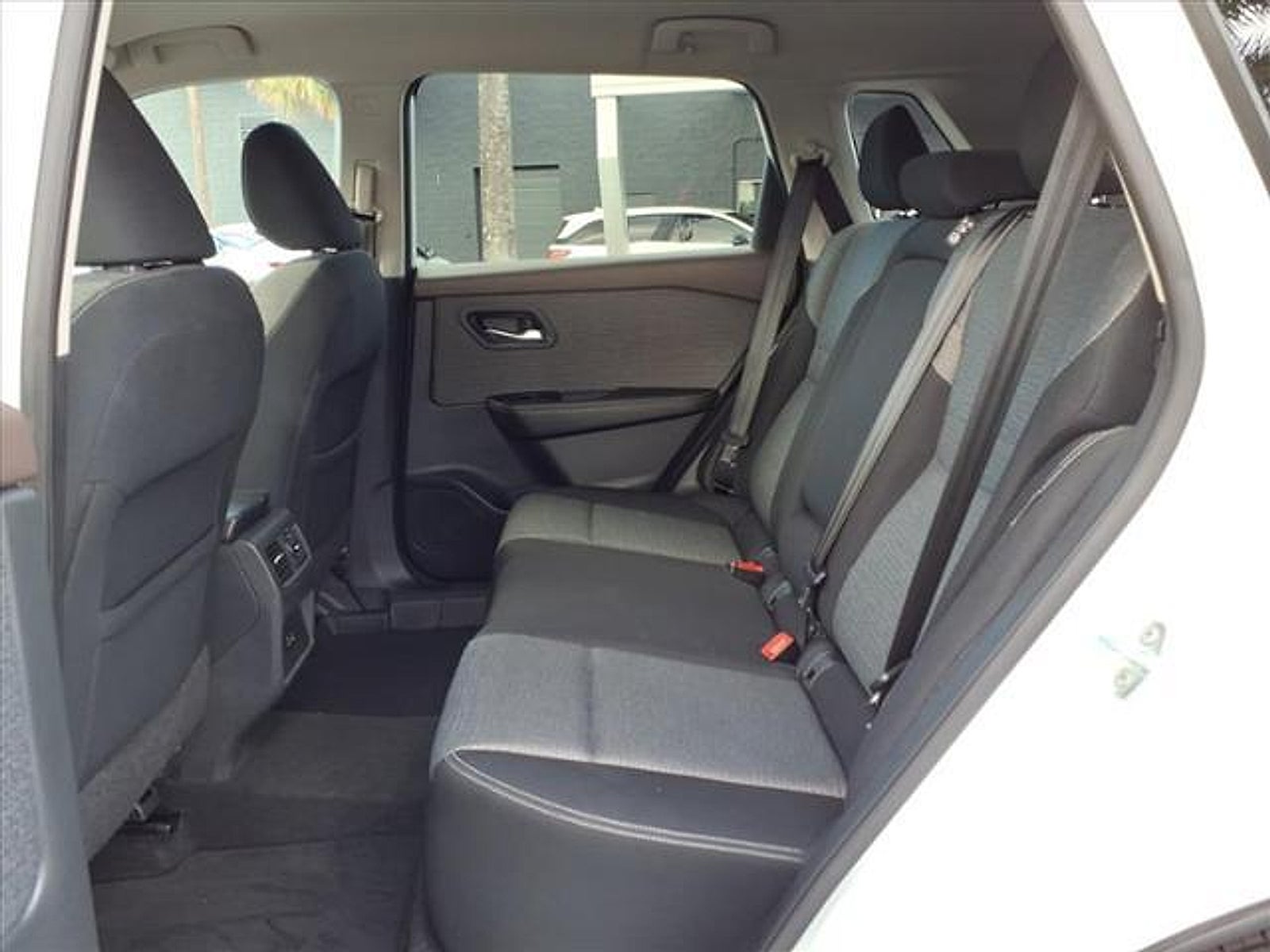 2021 Nissan Rogue SV FWD