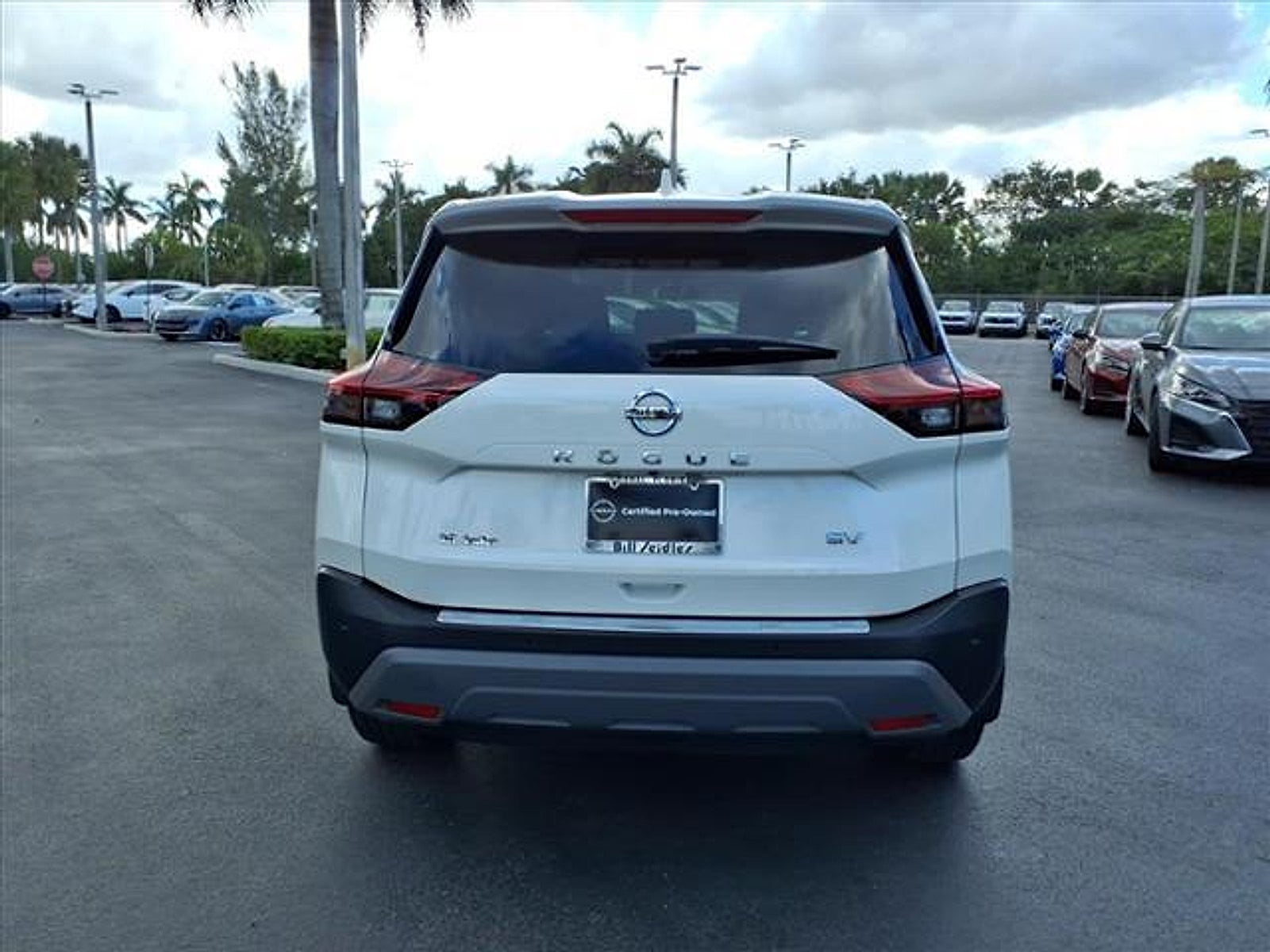 2021 Nissan Rogue SV FWD