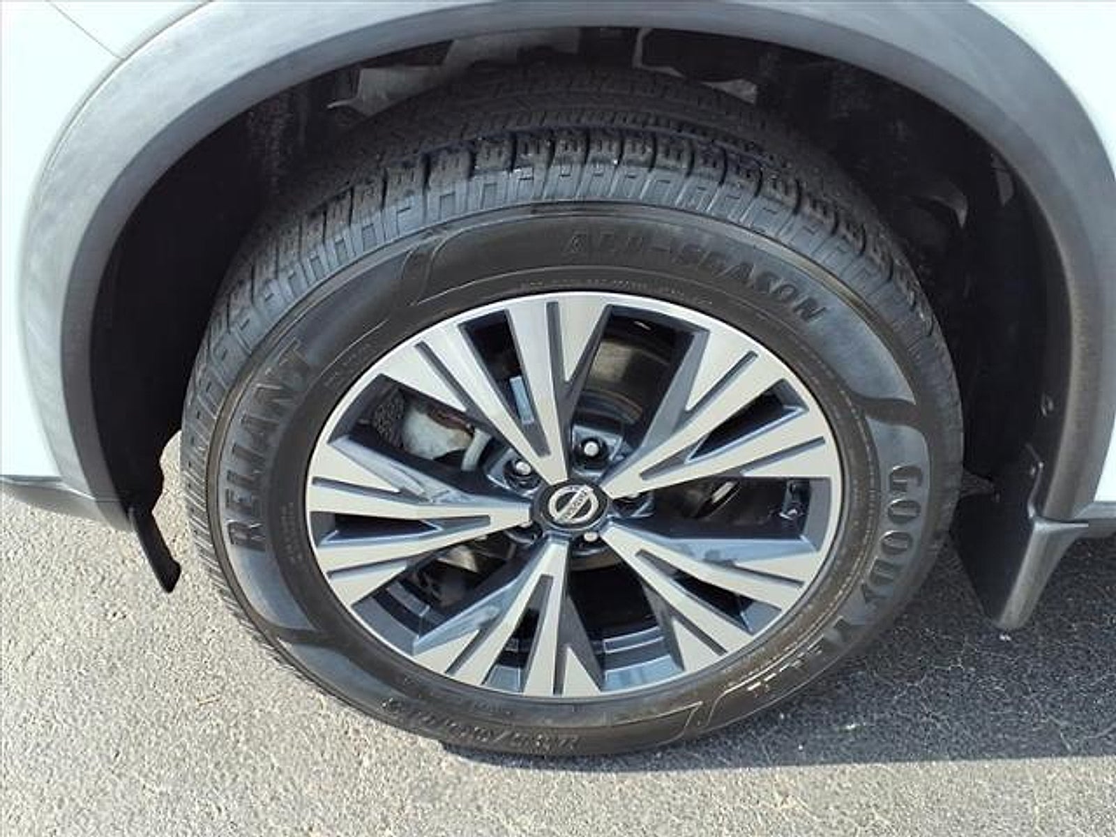 2021 Nissan Rogue SV FWD