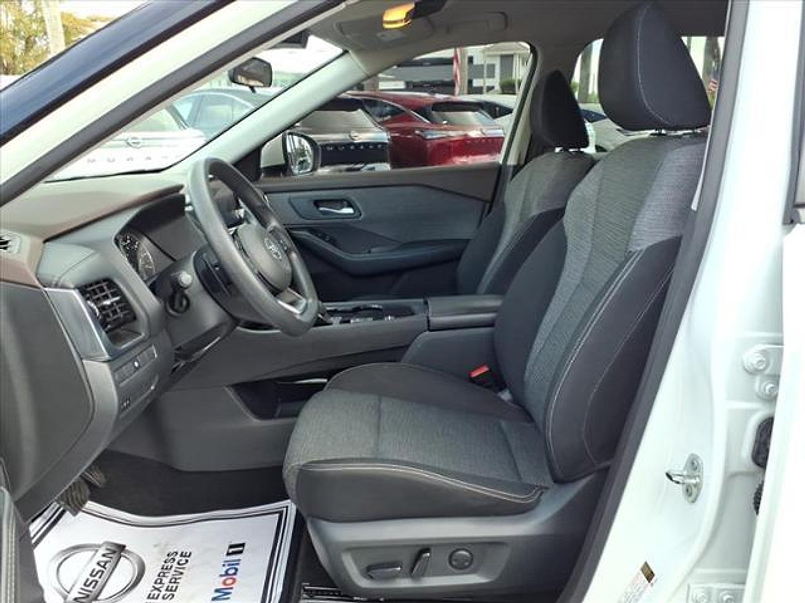 2021 Nissan Rogue SV FWD