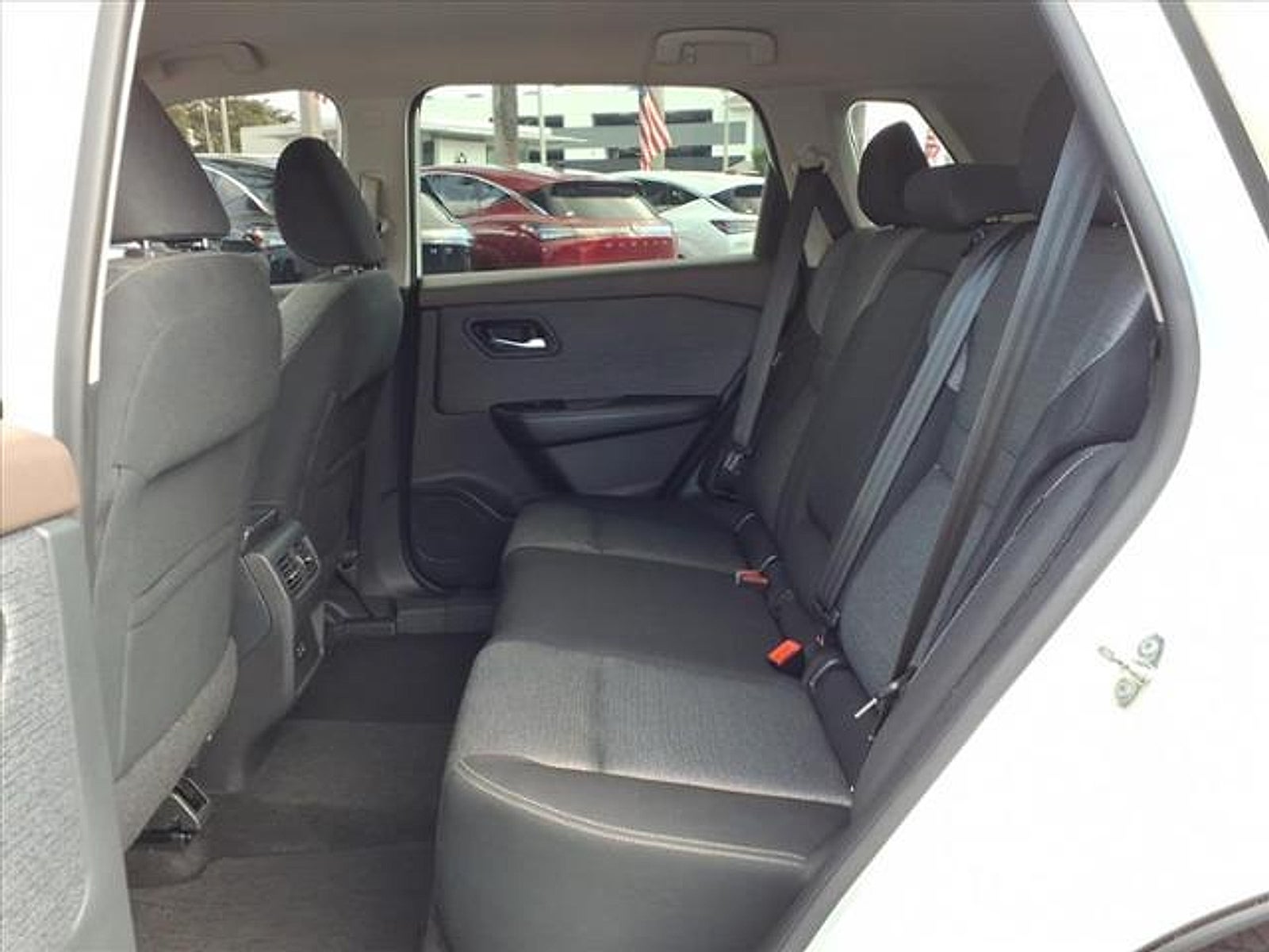 2021 Nissan Rogue SV FWD