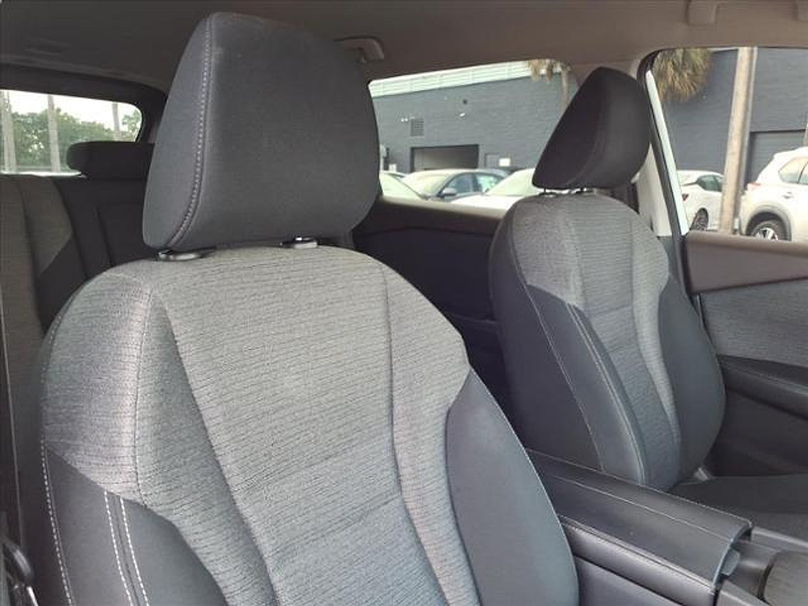 2021 Nissan Rogue SV FWD