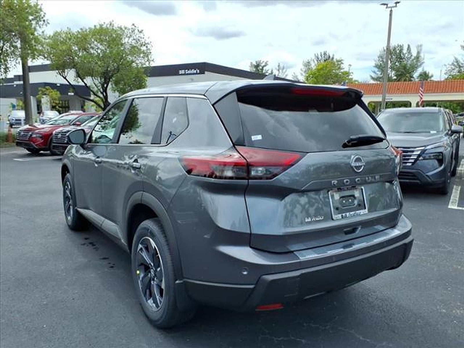 2026 Nissan Rogue SV