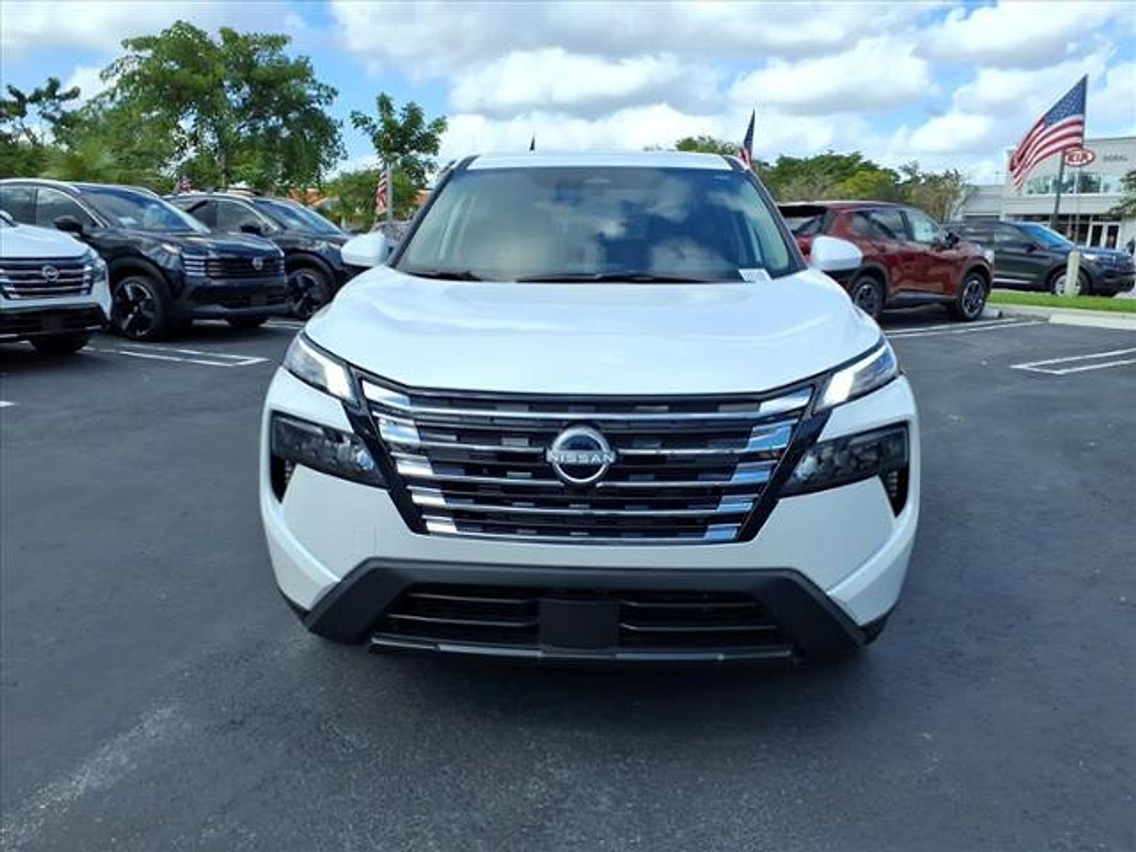 2026 Nissan Rogue SV